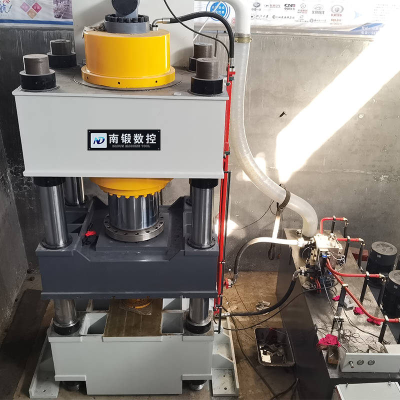 1250噸模壓成型油壓機(jī) 1250T高鐵墜砣電梯配重塊成型機(jī)