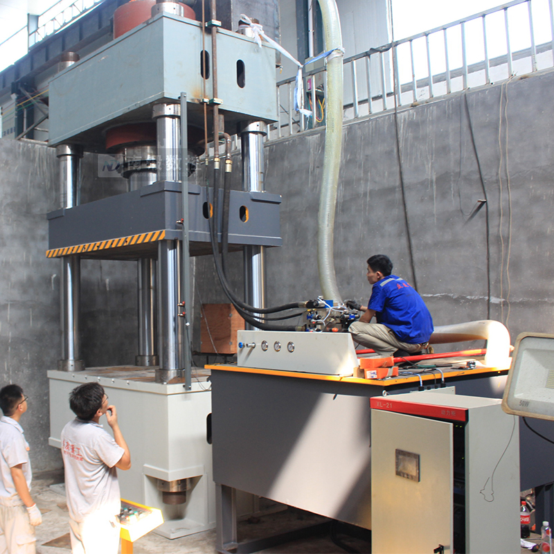 1250噸模壓成型油壓機(jī) 1250T高鐵墜砣電梯配重塊成型機(jī)