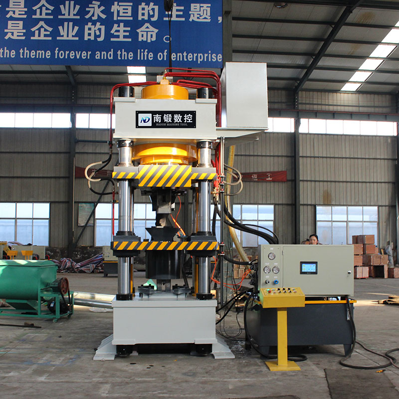 牛羊舔磚油壓機(jī) 粉末成型液壓機(jī)