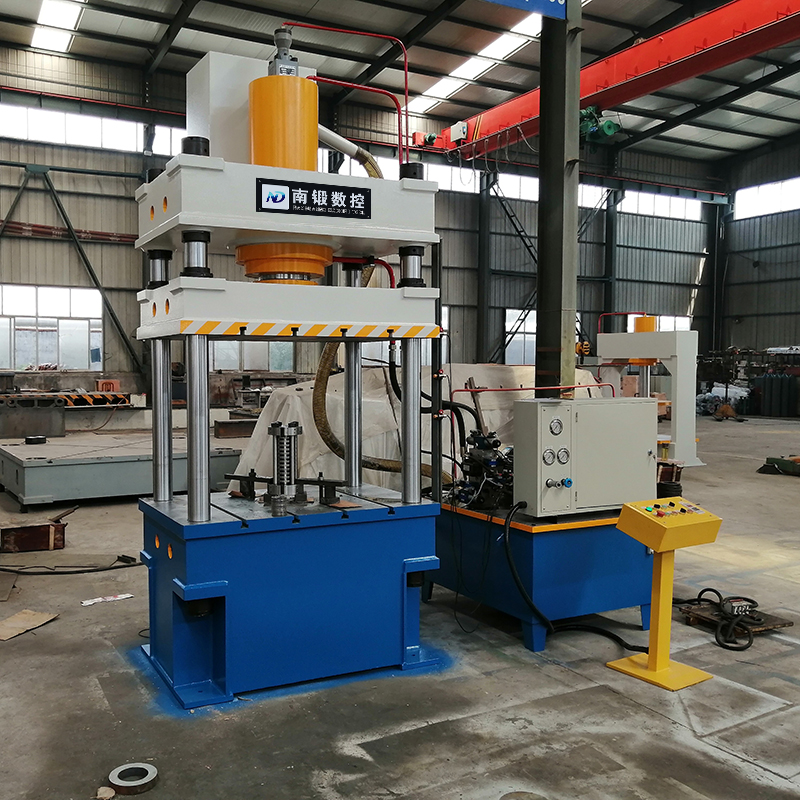 滕州廠(chǎng)家150噸齒輪冷擠壓成型液壓機(jī)150t齒輪一次成型四柱油壓機(jī)
