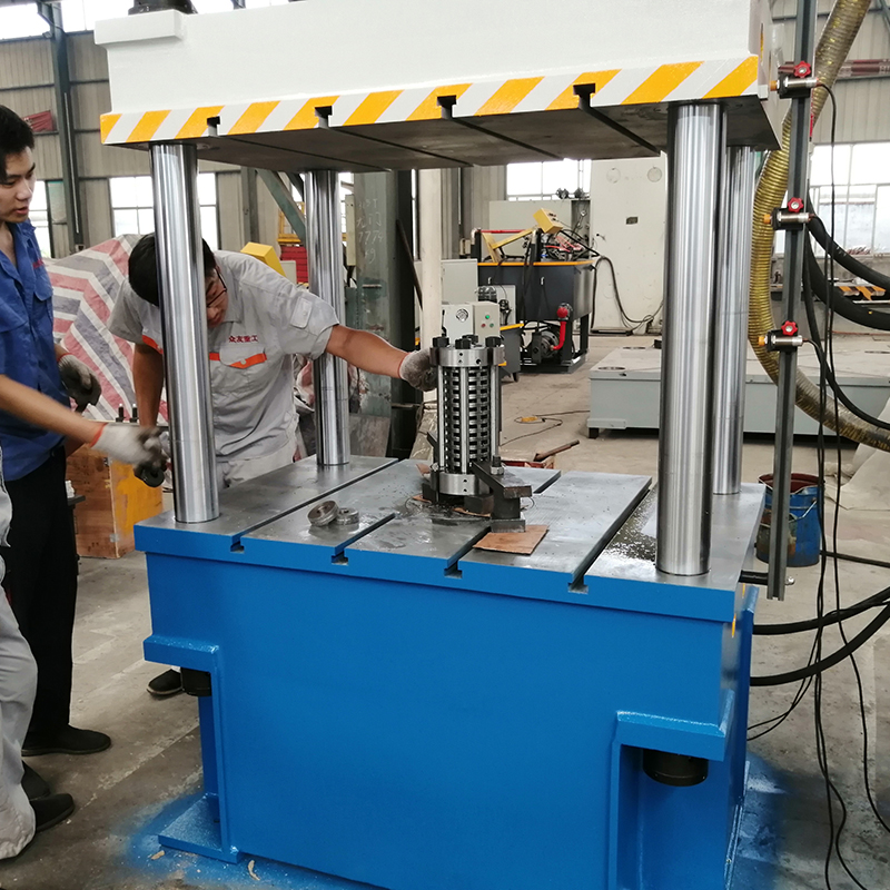 滕州廠(chǎng)家150噸齒輪冷擠壓成型液壓機(jī)150t齒輪一次成型四柱油壓機(jī)