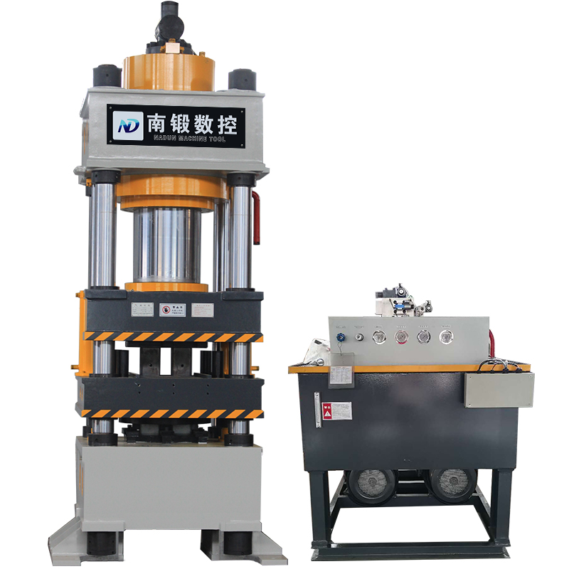 630T牛羊舔磚成型油壓機(jī)，鹽磚成型油壓機(jī)一出二