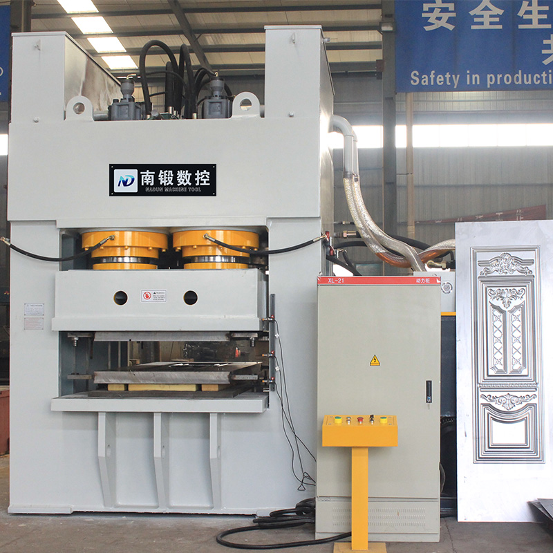 液壓機(jī)廠家2000噸框式油壓機(jī)大鐵門鋼木門壓花成型壓力機(jī)按需定制
